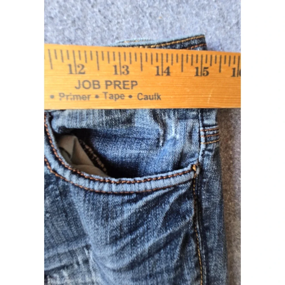 Rue 21 Strait Leg Low Rise Women's Jeans Distressed Med Wash Size 5/6 (30